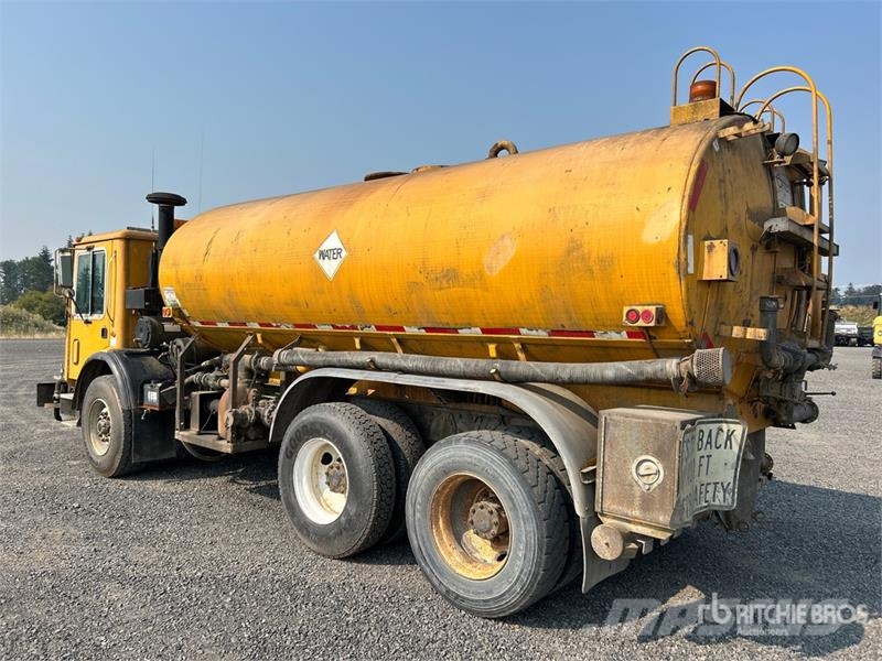 Mack MR688S 6x4 Water Truck (Inoperable) Поливочные машины