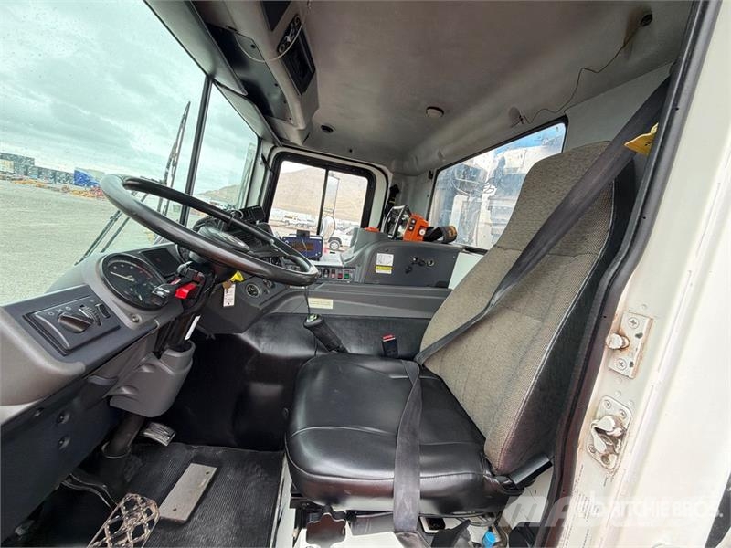 Mack MRU613 Kamioni mešalice za beton