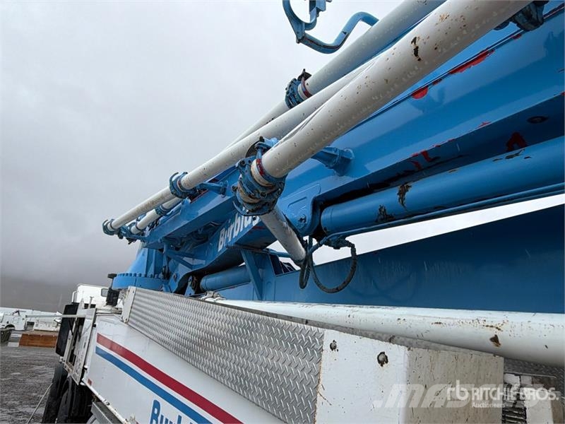 Mack MRU613 Kamioni mešalice za beton