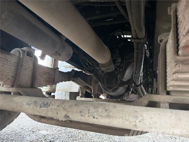 Mack MRU613 Kamioni mešalice za beton