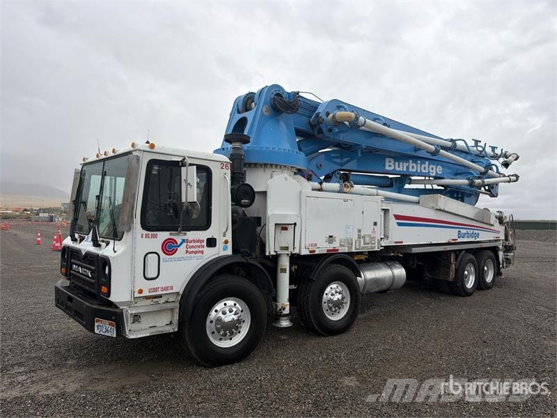 Mack MRU613 Kamioni mešalice za beton