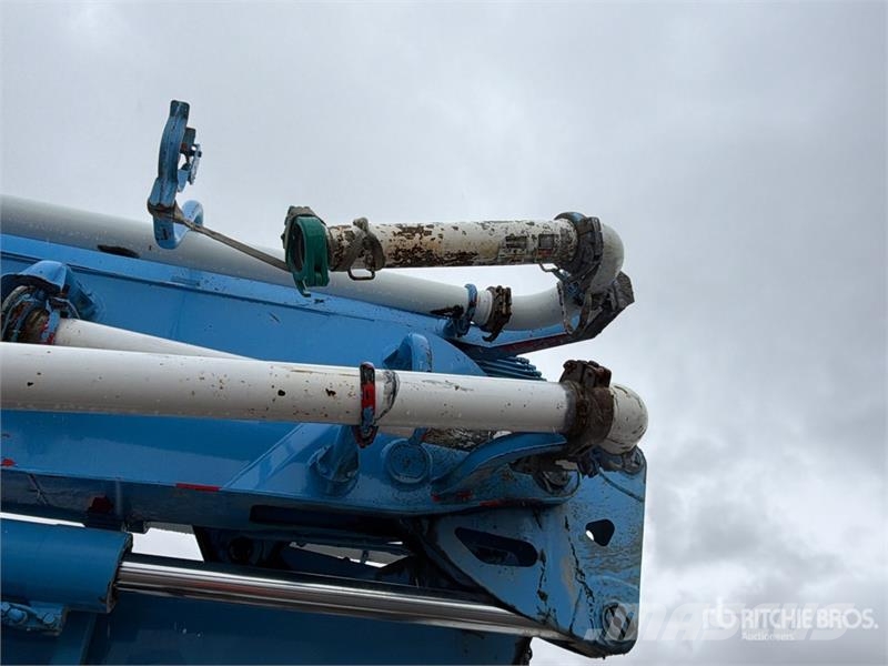 Mack MRU613 Kamioni mešalice za beton