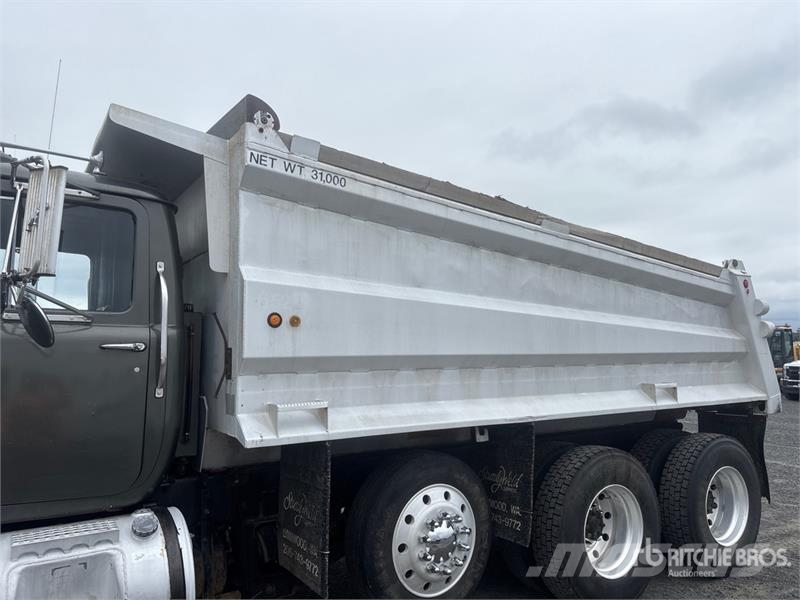 Mack RD688S Camion benne