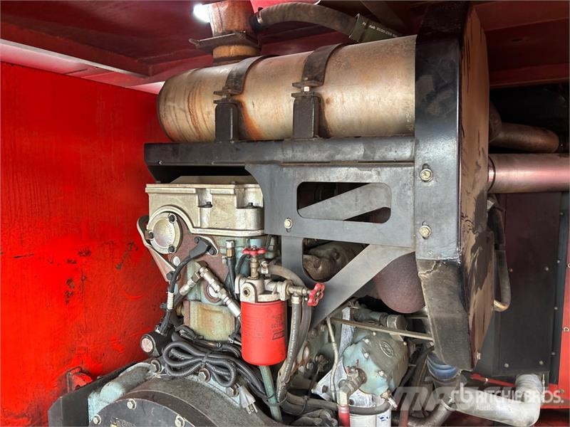 Madill 3800C Лісонавантажувачі