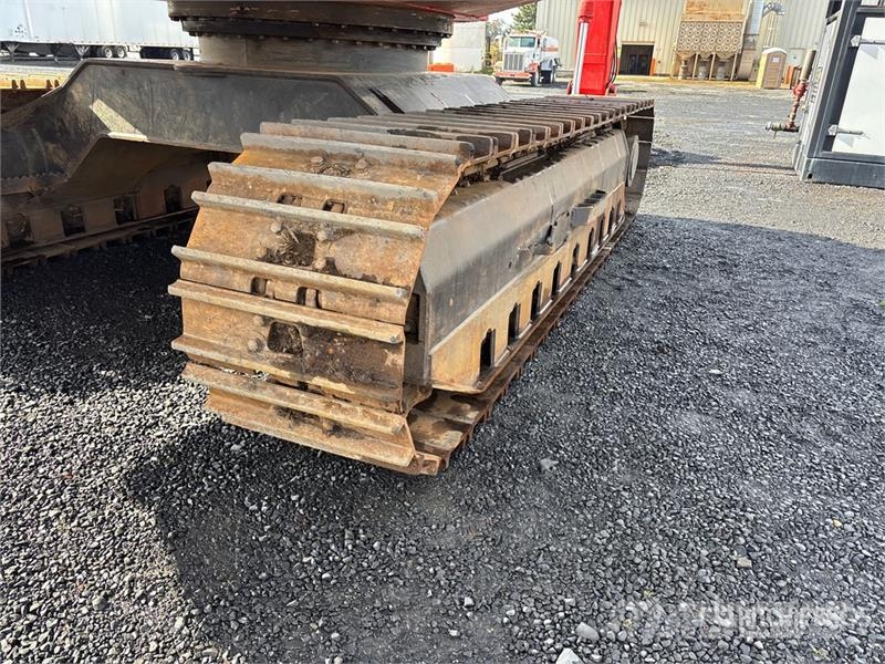 Madill 3800C Gelenkausleger Lader