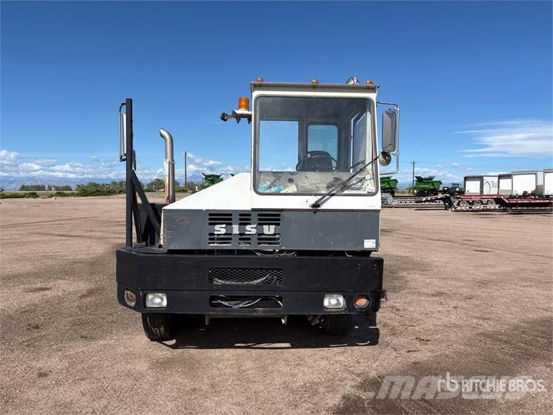 Magnum 4x2 Spotter Truck 終端式曳引機