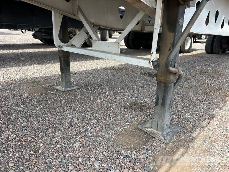 Manac 10248K000 48 ft T/A Flatbed Trailer Flatbed/Dropside trailers
