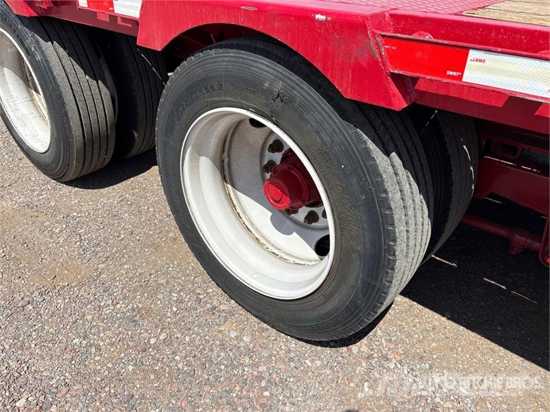 Manac LTM 1650 TREY 48 ft T/A Step Deck Trailer Низкорамные прицепы