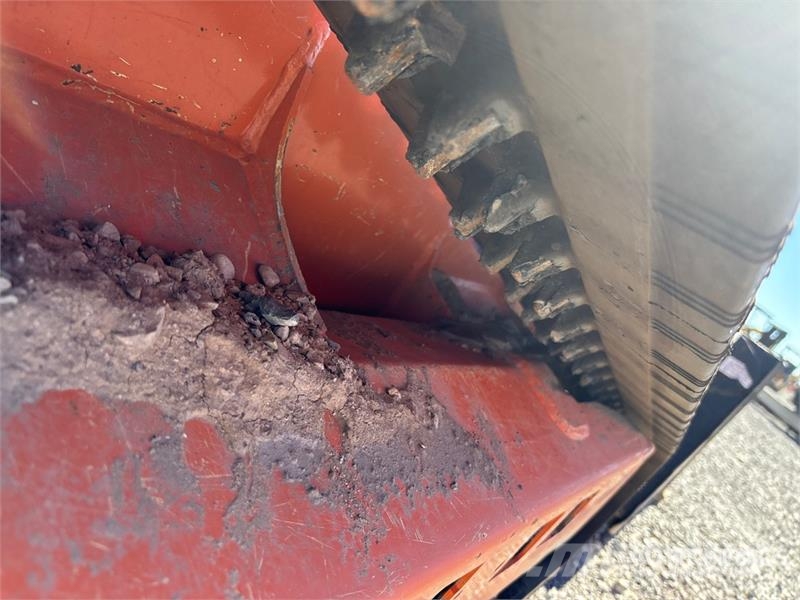 Manitou 1050RT Compact Track Loader Kompaktlastare