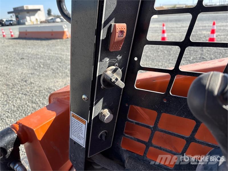 Manitou 1050RT Compact Track Loader Chargeuse compacte