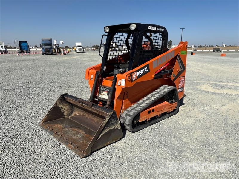 Manitou 1050RT Compact Track Loader لوادر انزلاقية التوجيه