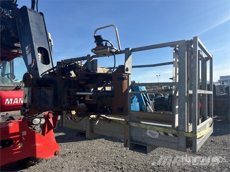 Manitou MRT1840-T4 Telehandler (Inoperable) Teleskopiskie manipulatori