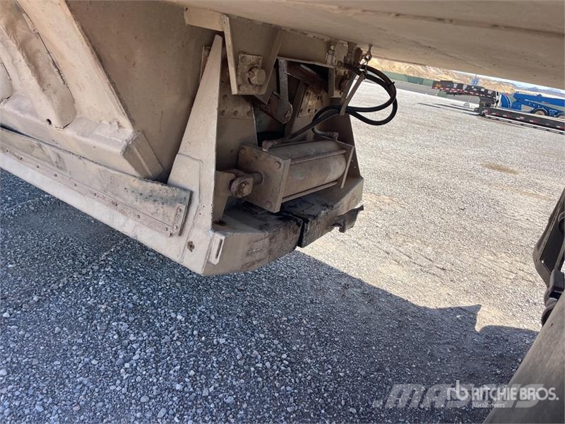 Maquez 38 ft T/A Belly Dump Trailer Bañera