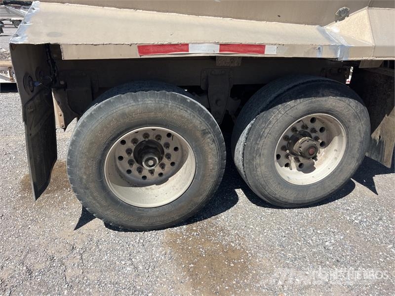 Maquez 38 ft T/A Belly Dump Trailer Bañera