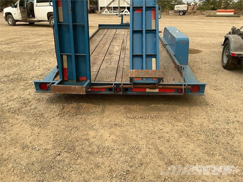  Marksman RBET80X1699 6600 lb 16 ft T/A Equipment T Reboques de transporte Auto