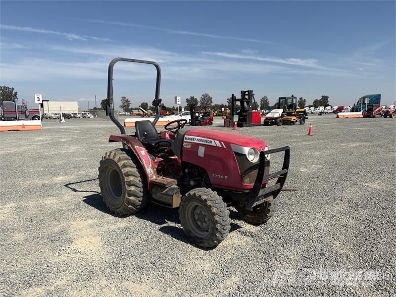 Massey Ferguson 1734E 4WD Utility Tractor Taajamatraktorit
