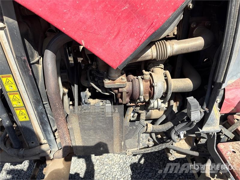 Massey Ferguson 1734E 4WD Utility Tractor Taajamatraktorit