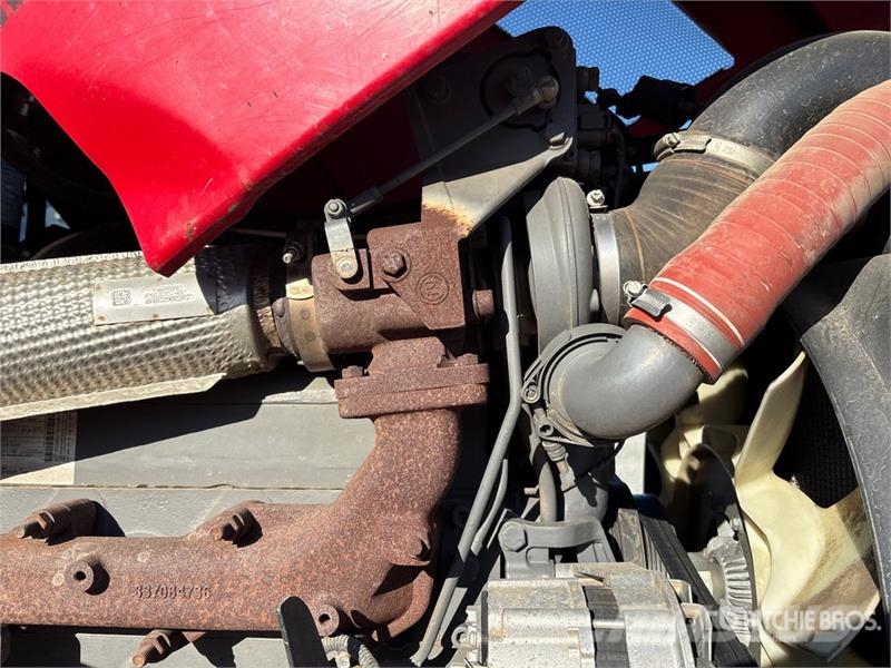 Massey Ferguson 6713 4WD Tractor 拖拉机/农用车