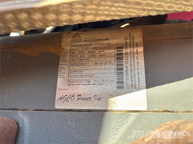 Massey Ferguson 6713 4WD Tractor 拖拉机/农用车