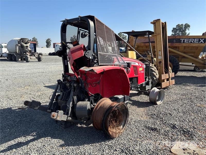 Massey Ferguson 6713NP4 2WD Tractor (Inoperable) Traktorji