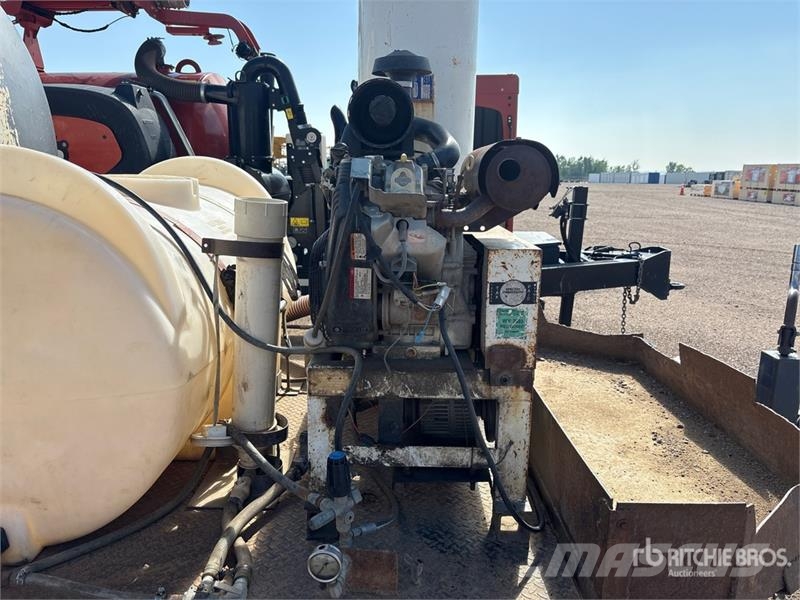 Maxey 800 gal T/A Vacuum Excavation Unit ملحقات وقطع غيار معدات الحفر