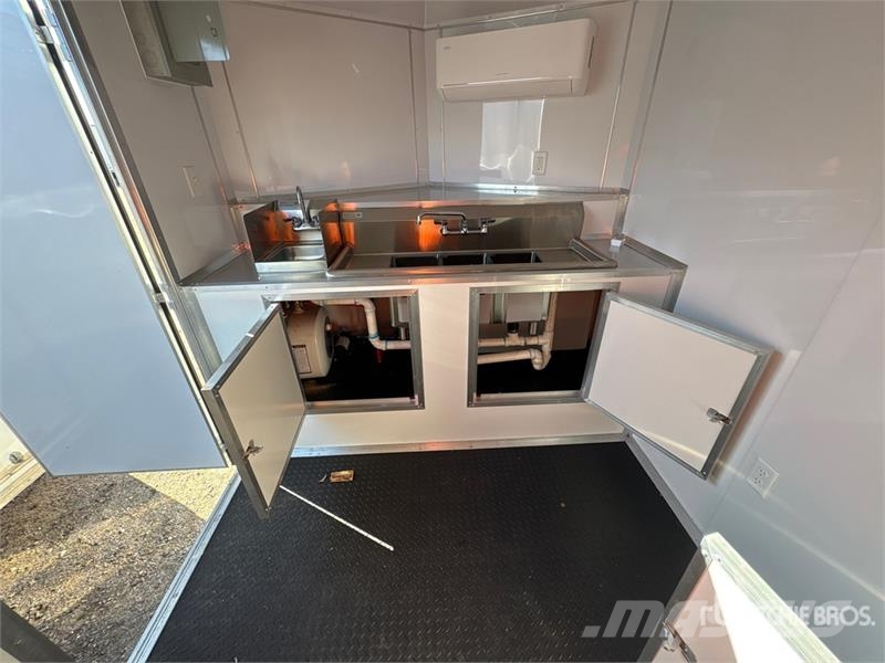 Maximum Cargo Trailers 16 ft T/A Food Concession Trailer Ďalšie prívesy