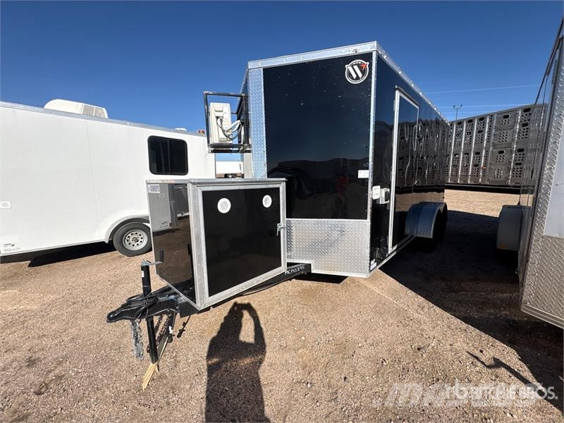 Maximum Cargo Trailers 16 ft T/A Food Concession Trailer Ďalšie prívesy