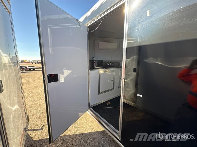 Maximum Cargo Trailers 16 ft T/A Food Concession Trailer Ďalšie prívesy