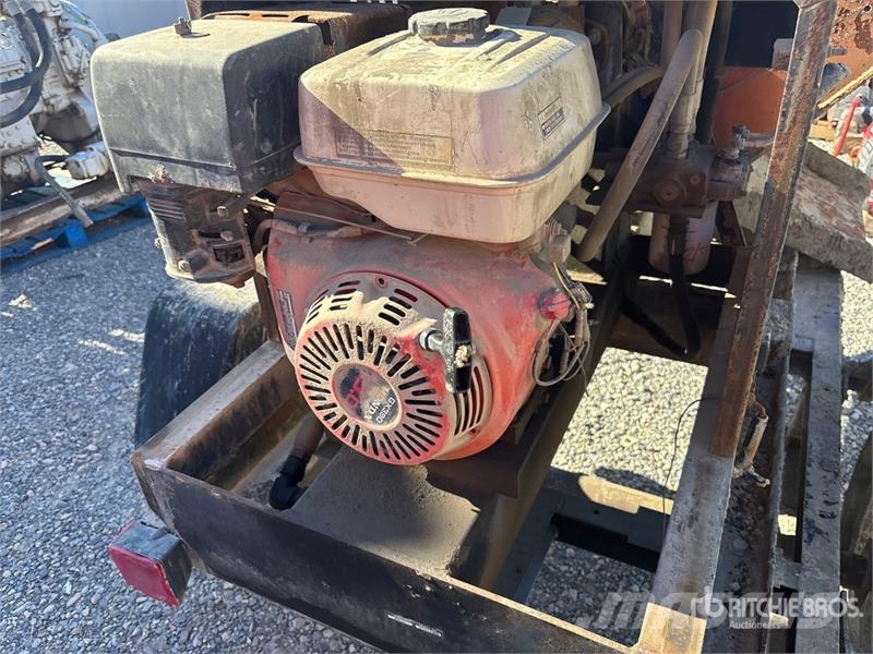 MBW MM121 Mortar and Grout Mixer Beton keverők