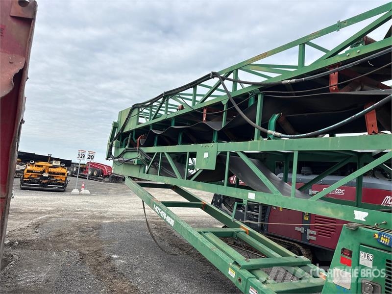 McCloskey ST100T 36 in x 100 ft Tracked Stacking 36 in x 100 Stavebníctvo - ostatné