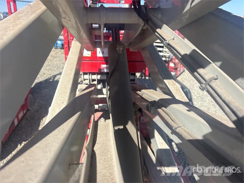 MEC 1330SE Electric Scissor Lift 가위형 리프트
