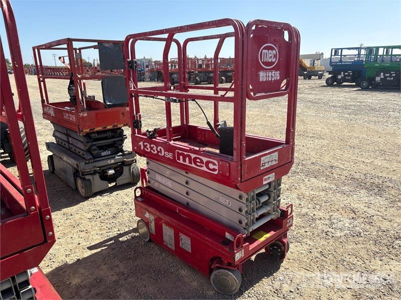 MEC 1330SE Electric Scissor Lift Saksilavat