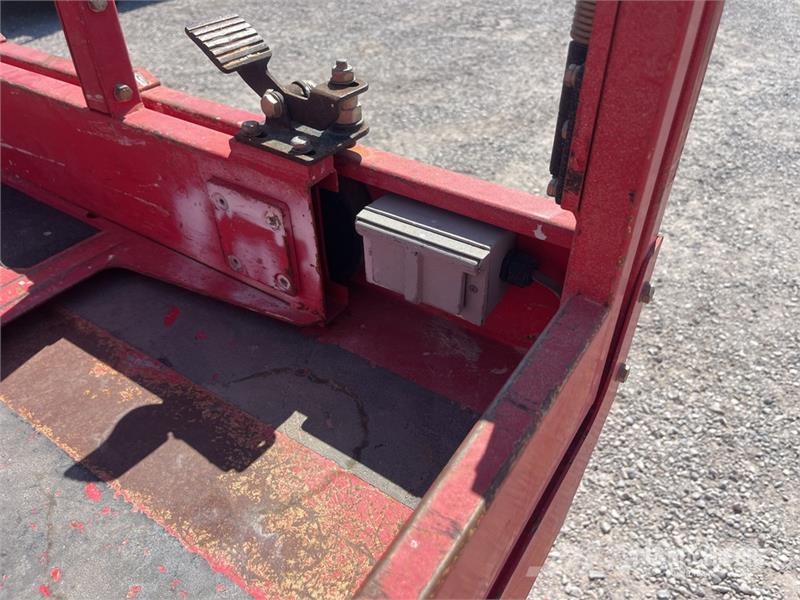 MEC 1330SE Electric Scissor Lift Plataformas tijera