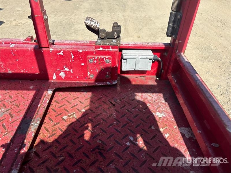 MEC 1330SE Electric Scissor Lift Saksilavat