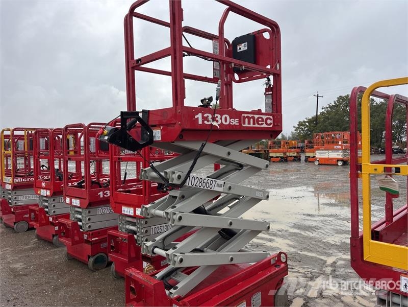 MEC 1330SE Electric Scissor Lift Plataformas tijera