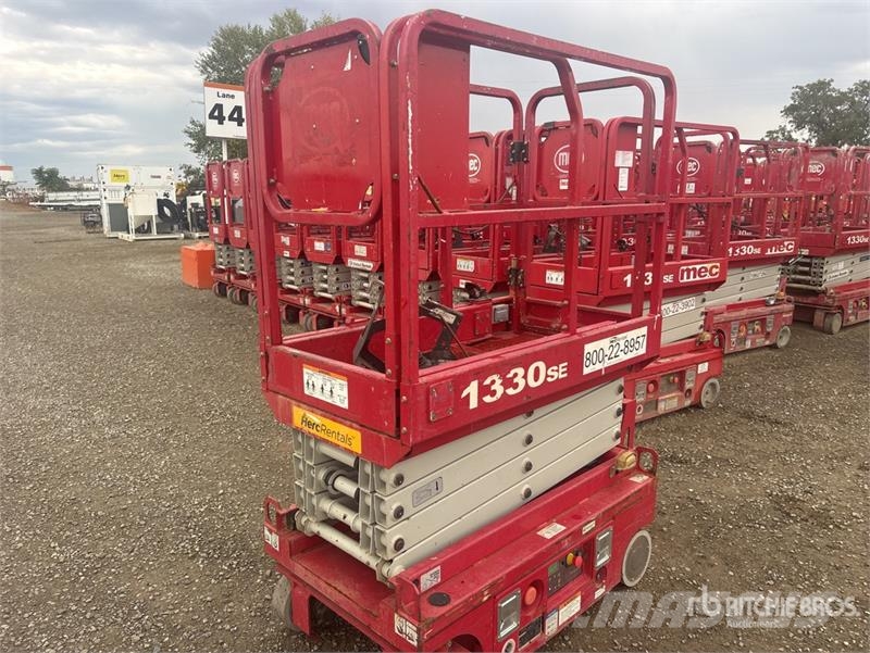 MEC 1330SE Electric Scissor Lift Plataformas tijera