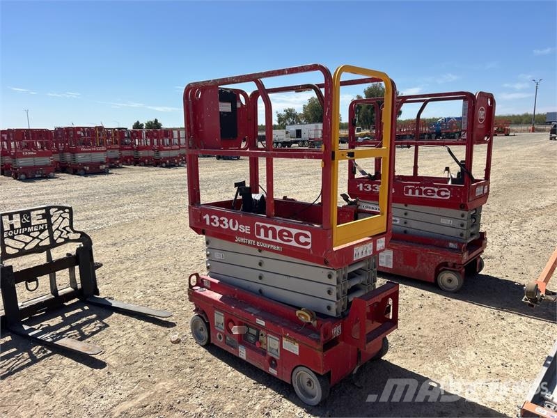 MEC 1330SE Electric Scissor Lift Šķerveida pacēlāji