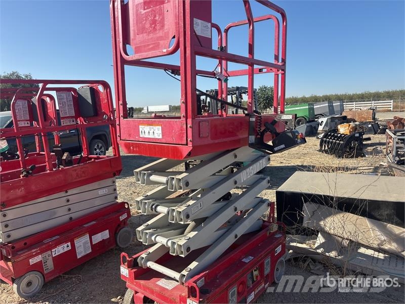 MEC 1330SE Electric Scissor Lift Scissor lifts