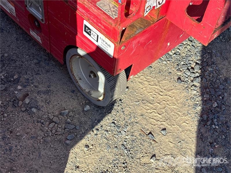 MEC 1330SE Electric Scissor Lift Škarjaste dvižne ploščadi