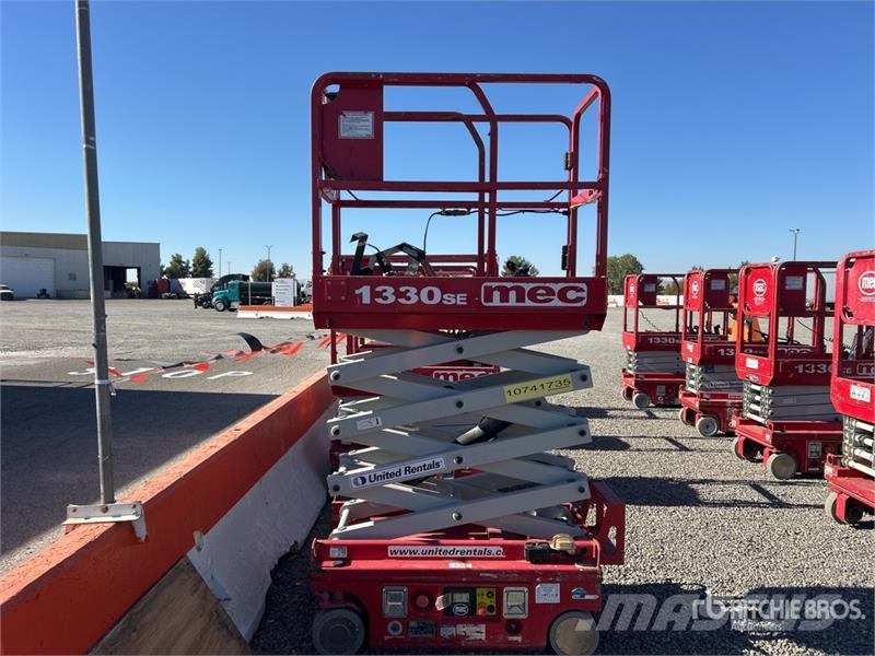 MEC 1330SE Electric Scissor Lift Plataformas tijera