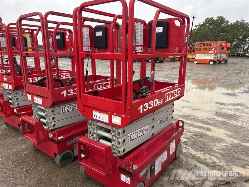 MEC 1330SE Electric Scissor Lift Plataformas tijera