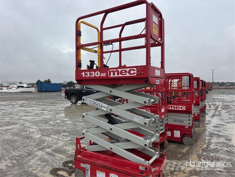 MEC 1330SE Electric Scissor Lift Plataformas tijera
