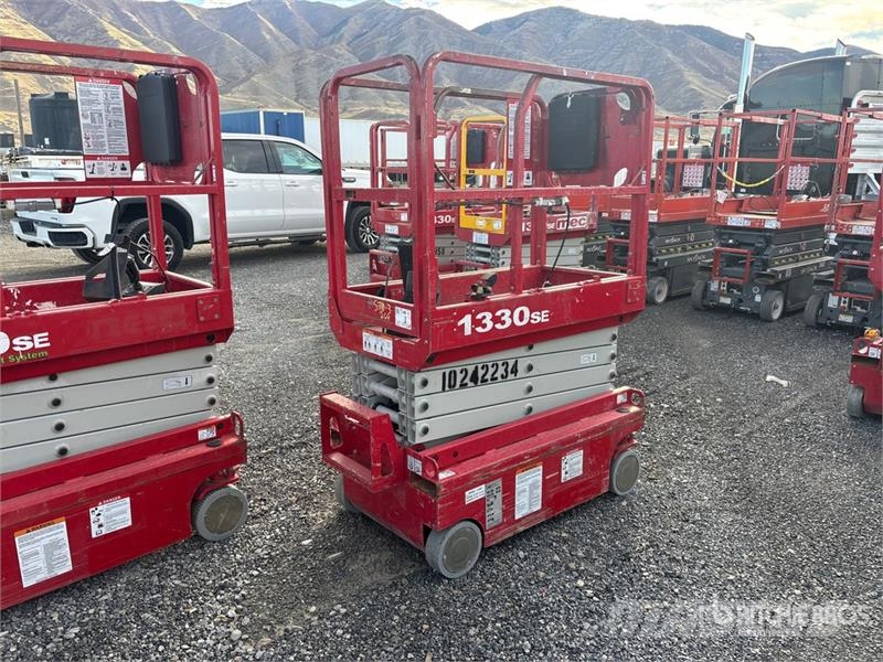 MEC 1330SE Electric Scissor Lift Plataformas tijera