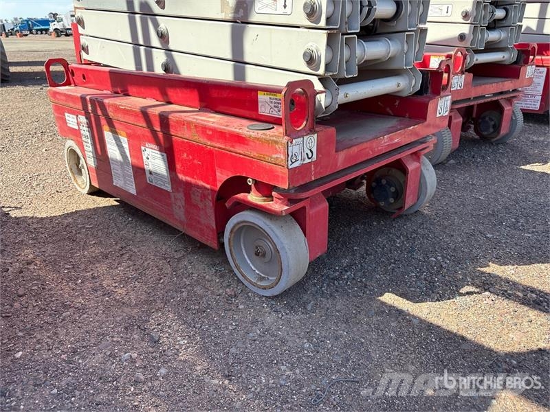 MEC 1330SE Electric Scissor Lift Saksilavat