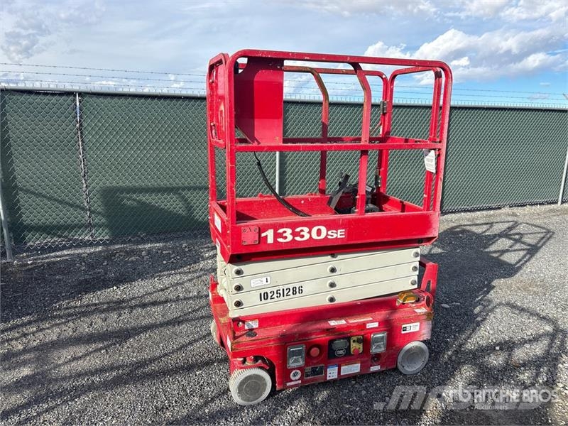 MEC 1330SE Electric Scissor Lift Plataformas tijera