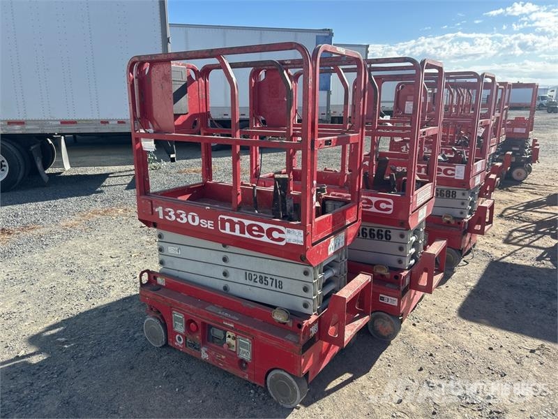 MEC 1330SE Electric Scissor Lift Ollós emelők