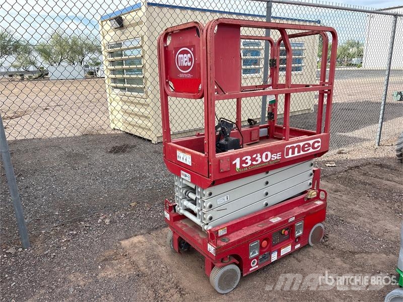 MEC 1330SE Electric Scissor Lift Šķerveida pacēlāji