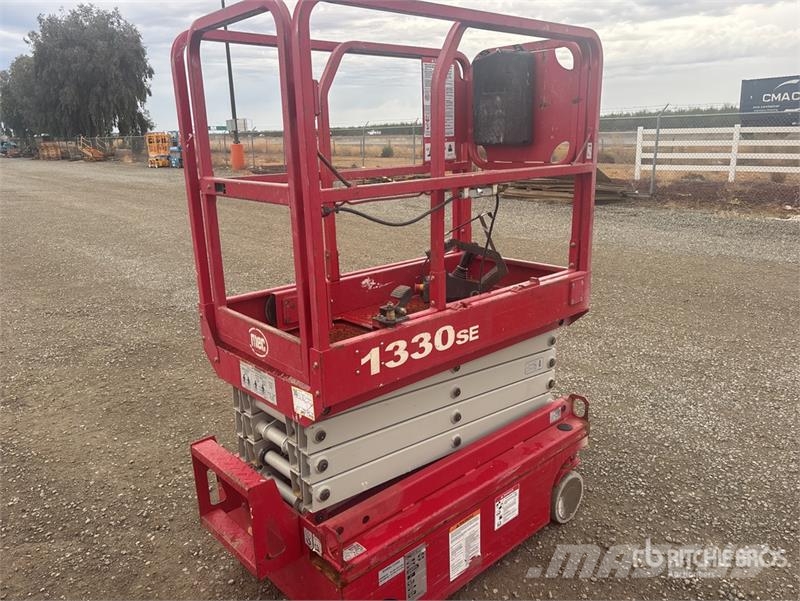 MEC 1330SE Electric Scissor Lift Plataformas tijera