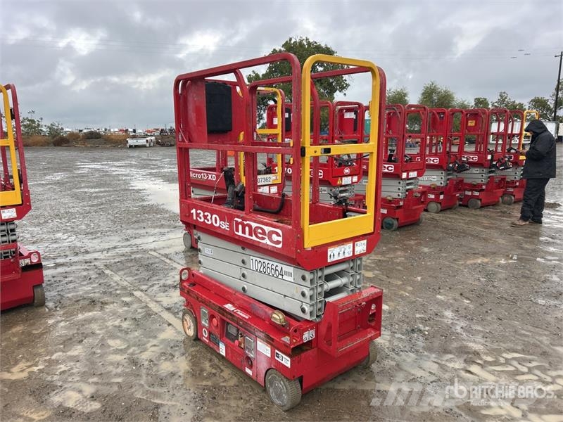 MEC 1330SE Electric Scissor Lift Plataformas tijera