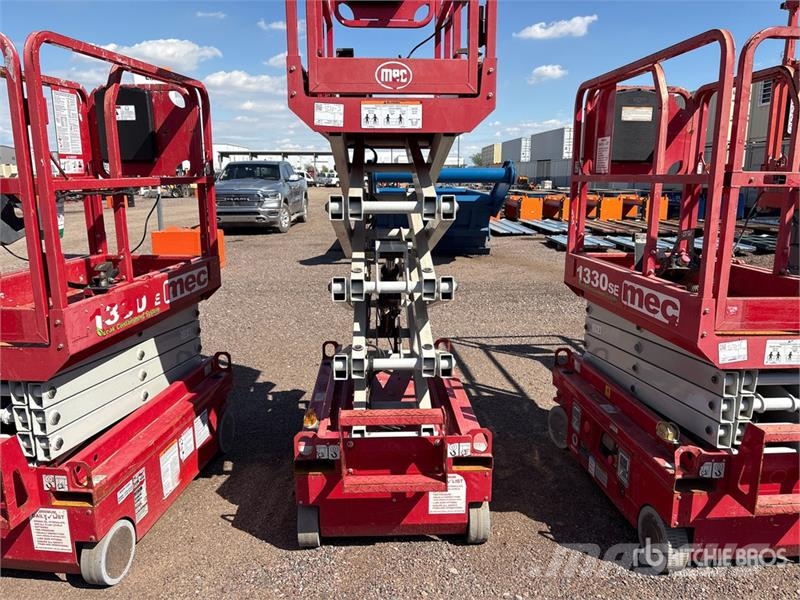 MEC 1330SE Electric Scissor Lift Saksilavat